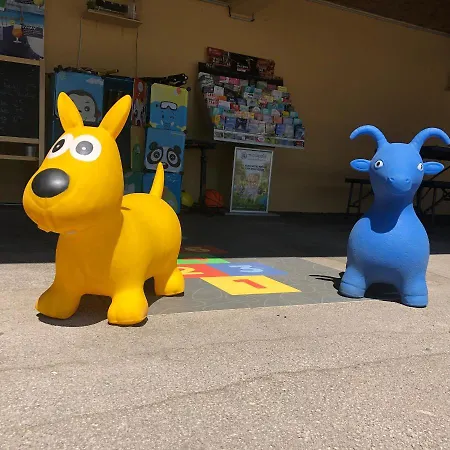 Campsite Paradis Family Les Rives De L'herault Gignac (Herault)