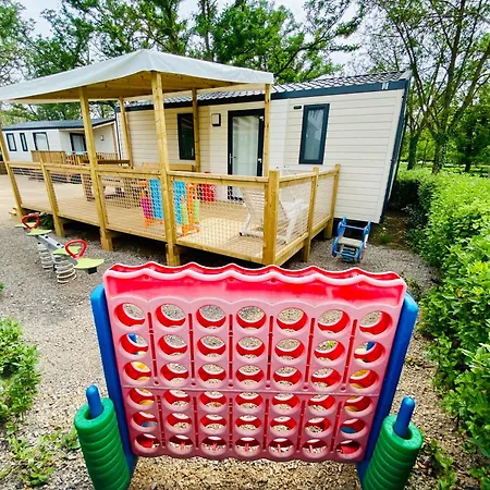 Campsite Paradis Family Les Rives De L'herault