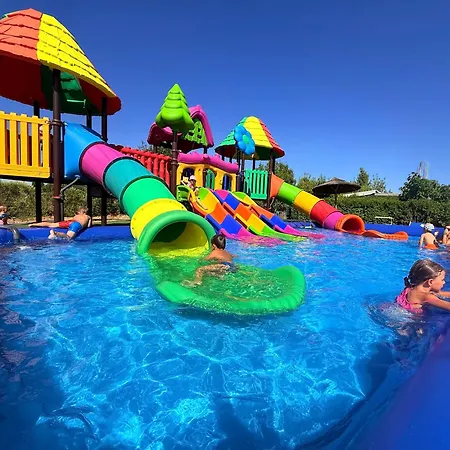 Paradis Family Les Rives De L'hérault Camping *