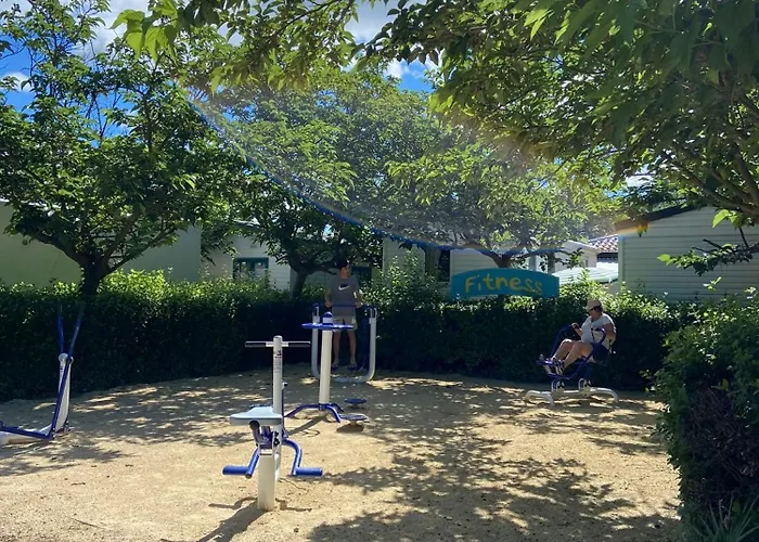 Paradis Family Les Rives De L'herault Kemp Gignac (Herault)